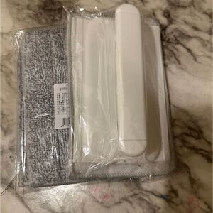 Brand New Window Track Cleaning Brush – Includes 2 Extra Pads